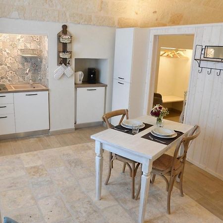 מונופולי Suite Vitti 5 - Puglia Mia Apartments מראה חיצוני תמונה